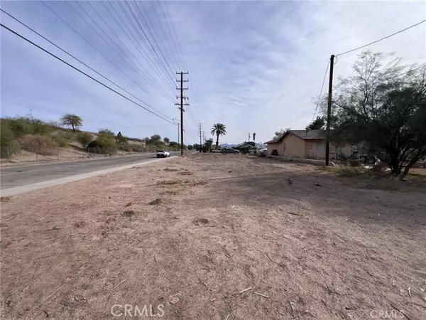 Blythe, CA 92225,301 S Spring