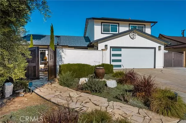 Orange, CA 92865,1517 E San Alto