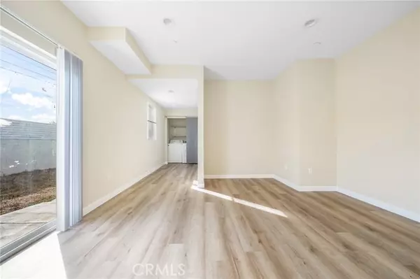 Los Angeles, CA 90011,1002 E 33rd Street #3