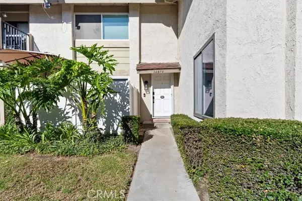 16873 Donwest, Tustin, CA 92780