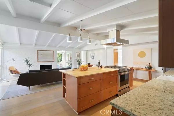 Long Beach, CA 90808,3012 Roxanne Avenue