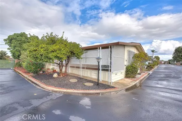 Westminster, CA 92683,9200 Westminster Boulevard #35