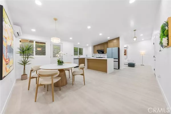 La Puente, CA 91744,261 Zenith