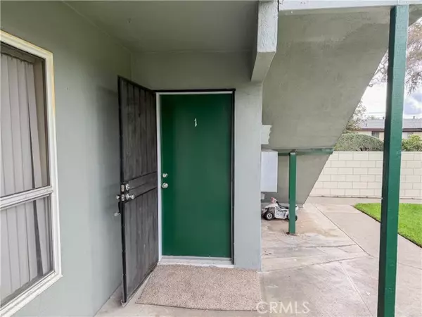 Anaheim, CA 92806,2227 E Westport #1