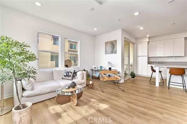 Buena Park, CA 90620,7410 Royal