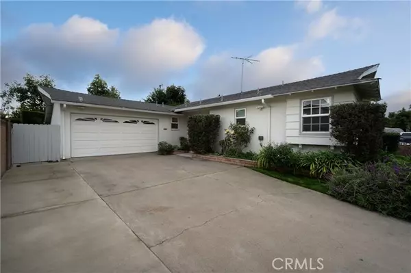 1556 W Harriet Lane, Anaheim, CA 92802