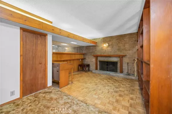 Montebello, CA 90640,761 S Bluff Road