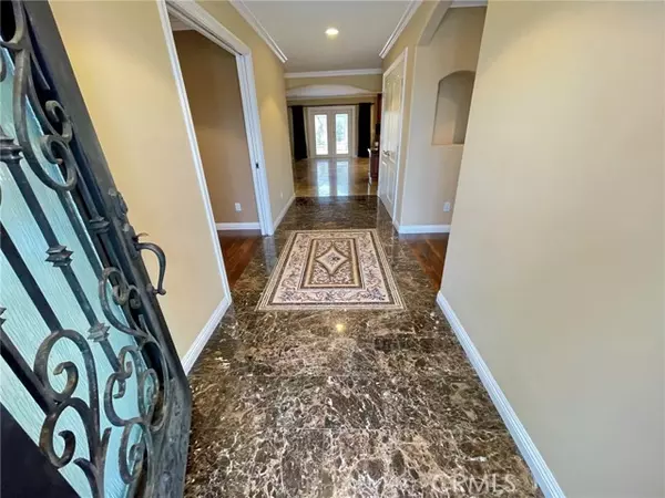 Huntington Beach, CA 92646,21292 Seaforth Lane