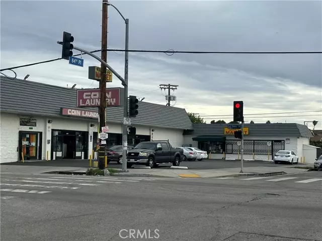 Los Angeles, CA 90003,8420 S San Pedro Street