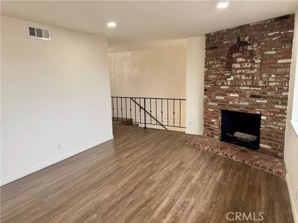 Anaheim, CA 92802,1683 W Cindy Lane #D