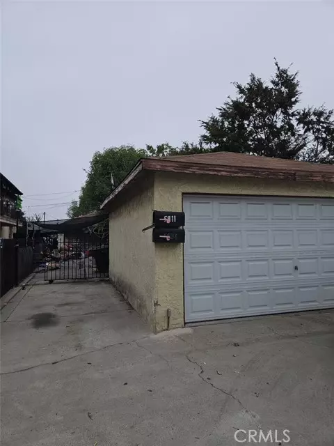 Commerce, CA 90040,5907 Greenwood Avenue