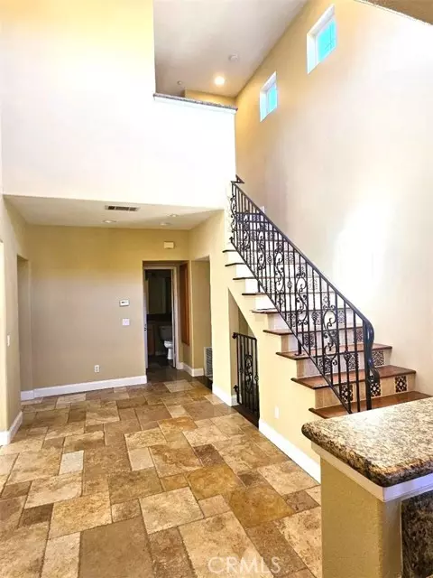 Carlsbad, CA 92009,6412 Terraza Portico