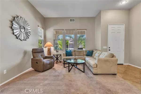 Corona, CA 92883,23665 Pomelo