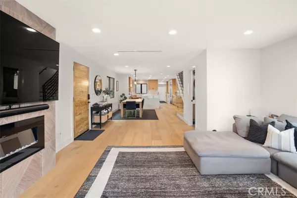 Huntington Beach, CA 92648,307 18th Street