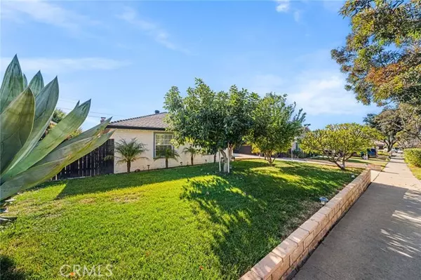Riverside, CA 92504,8526 San Vicente