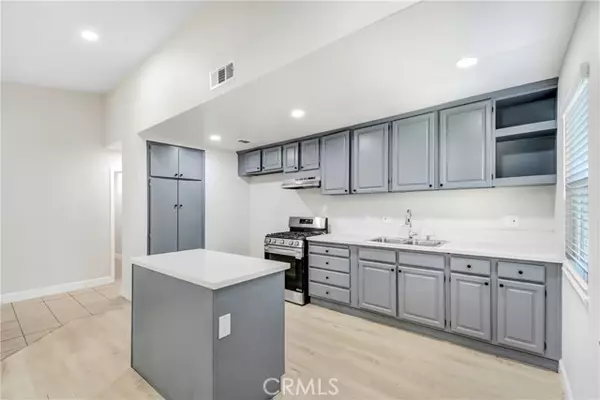 Rialto, CA 92376,3015 Spruce Street