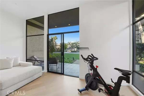 Long Beach, CA 90803,8103 Marina Pacifica