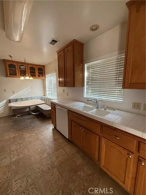 Bakersfield, CA 93308,2104 Watson Street