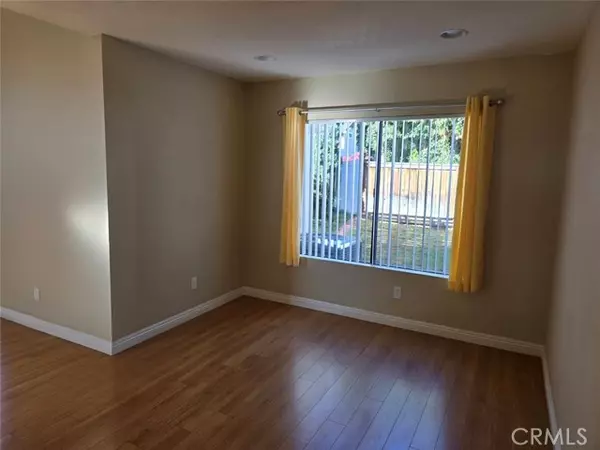 Irvine, CA 92620,11 GAINESMILL