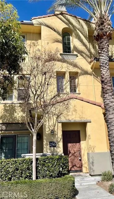 Fullerton, CA 92832,256 Soco Drive