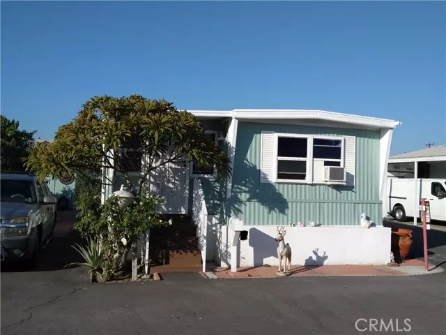 Paramount, CA 90723,16601 GARFIELD Avenue #327