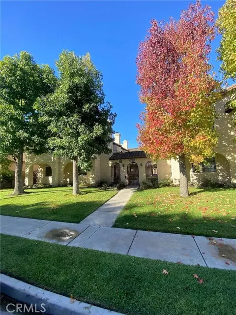 Los Alamitos, CA 90720,10761 Chestnut Avenue