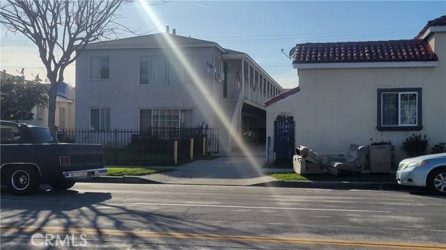 8633 State Street, South Gate, CA 90280