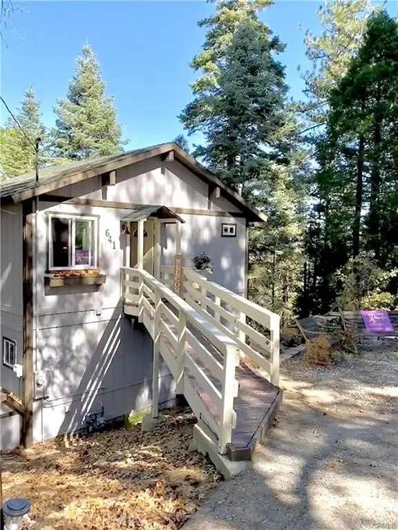 Lake Arrowhead, CA 92352,641 Ivy Lane