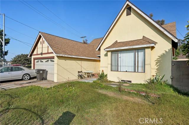 2295 W Wardlow Road, Long Beach, CA 90810