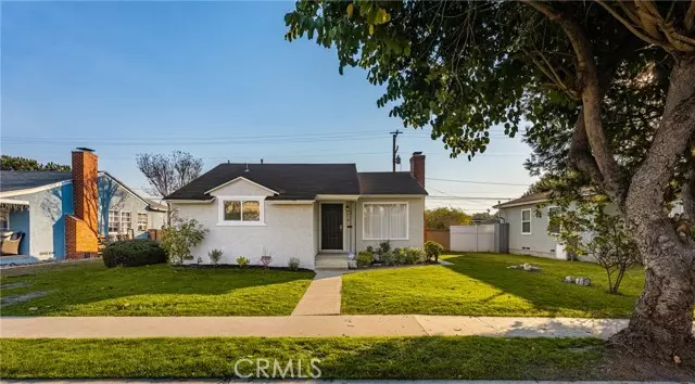 2114 Clark Avenue, Long Beach, CA 90815