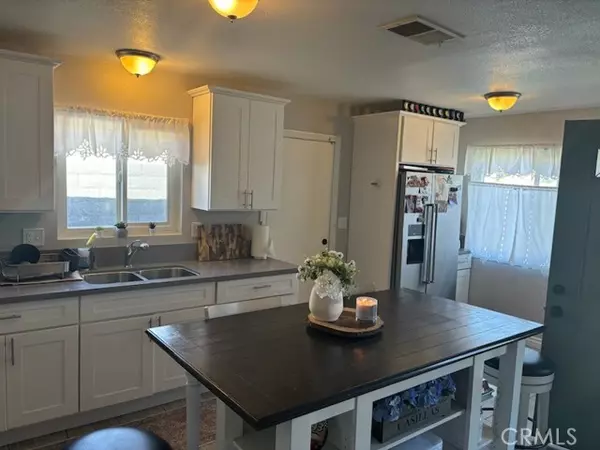 Fontana, CA 92336,7740 Lombardy Avenue