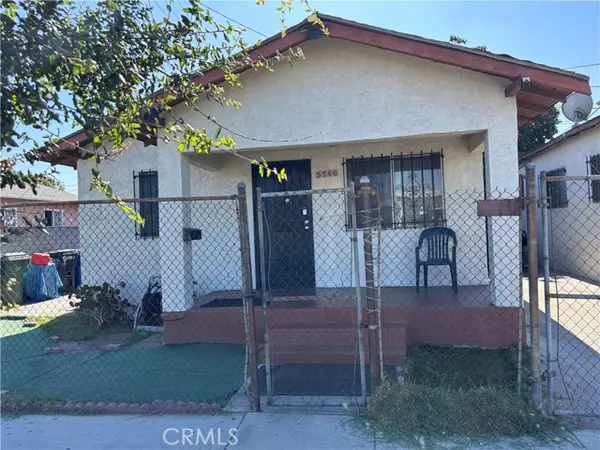 Los Angeles, CA 90058,5746 Holmes Avenue