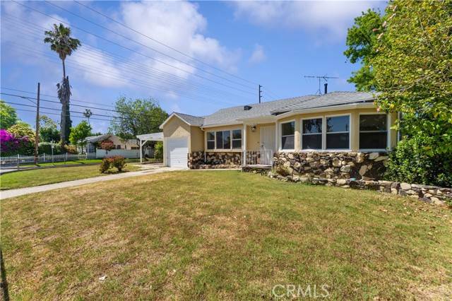 Van Nuys (los Angeles), CA 91401,14259 Emelita Street