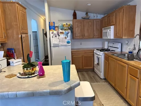 Cypress, CA 90630,9080 Bloomfield Ave #209
