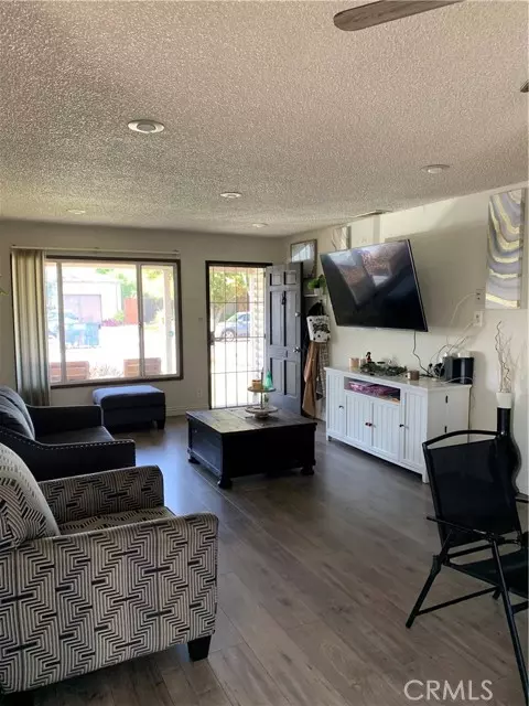 La Habra, CA 90631,910 W Florence Avenue