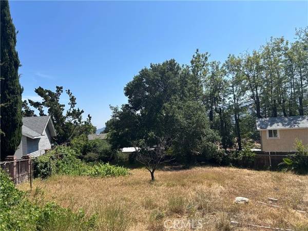 3040 Gertrude Avenue, La Crescenta, CA 91214