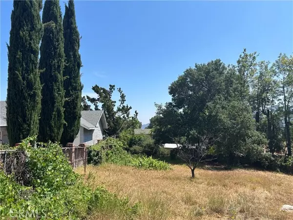 La Crescenta, CA 91214,3040 Gertrude Avenue