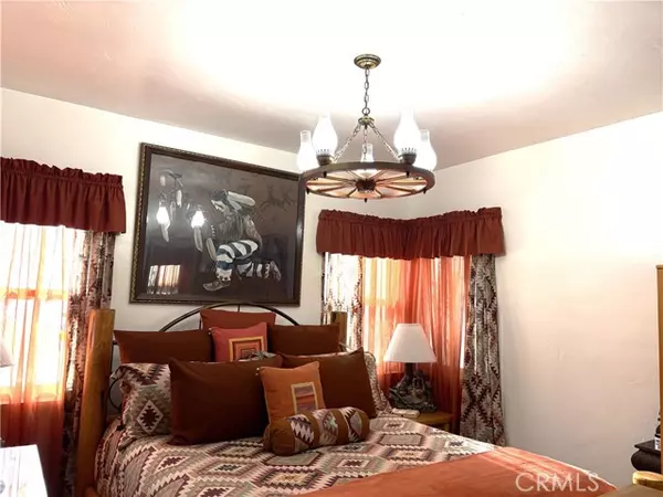 Inglewood, CA 90304,10914 S Osage Avenue