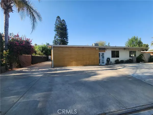 18540 Arminta Street, Reseda (los Angeles), CA 91335