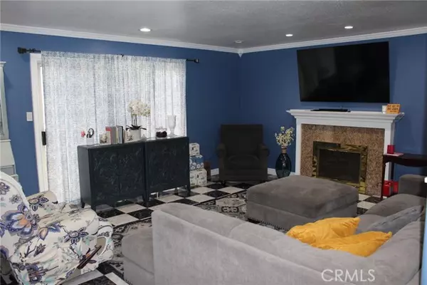 Whittier, CA 90606,6919 Pioneer Boulevard