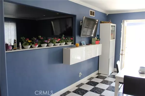 Whittier, CA 90606,6919 Pioneer Boulevard