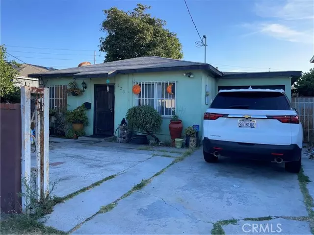 Compton, CA 90220,123 N Magnolia Court
