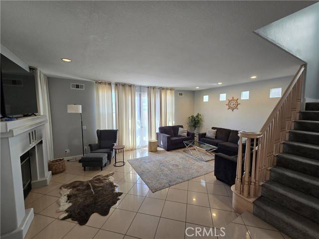 624 Goldenwest Street, Huntington Beach, CA 92648