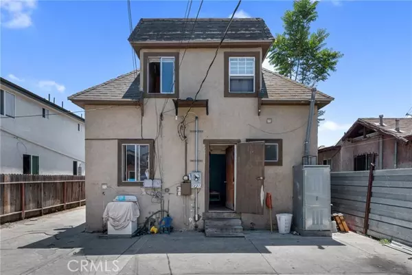 Los Angeles, CA 90003,229 W 82nd Street