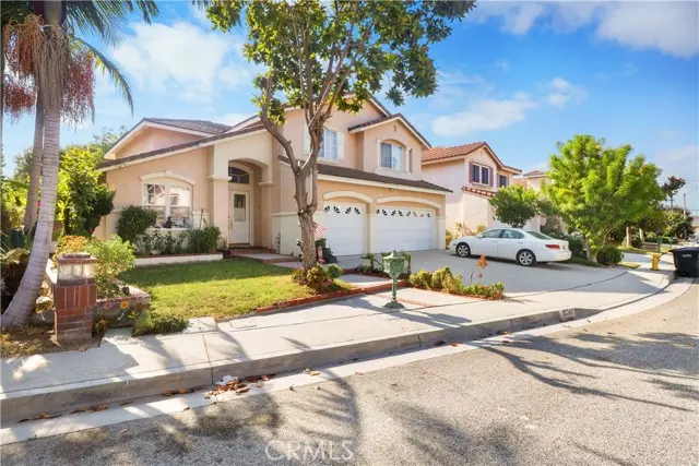 Artesia, CA 90701,18747 West Place