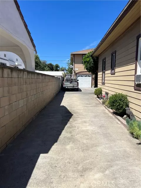 Los Angeles, CA 90011,995 E 55th Street