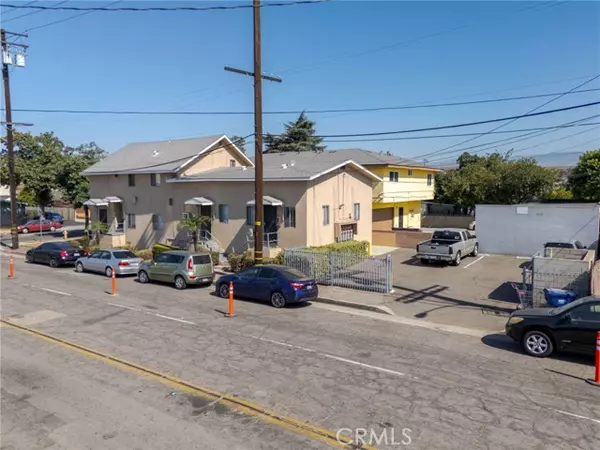 Montebello, CA 90640,252 S 7th Street