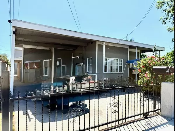 8746 Chester Street, Paramount, CA 90723