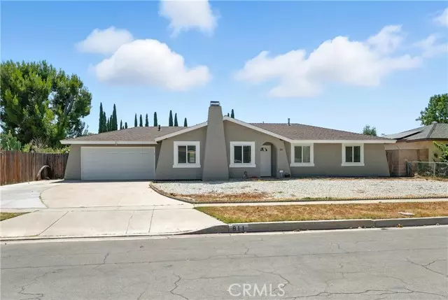 Rialto, CA 92376,811 W James Street