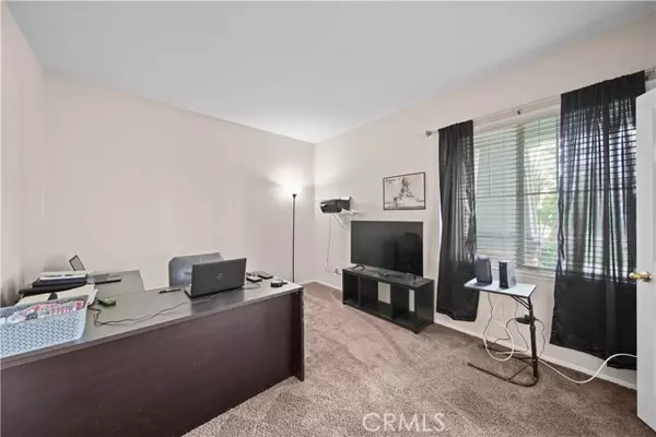 Eastvale, CA 92880,13647 Woodlands